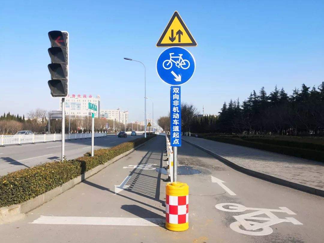 認(rèn)識(shí)機(jī)動(dòng)車(chē)道標(biāo)志 解讀道路上的圖形語(yǔ)言